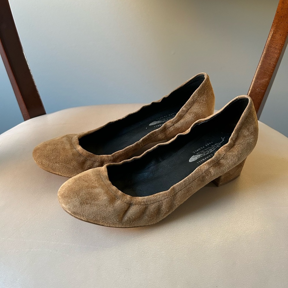 Jeffrey Campbell Brown Suede Low Block Heel Pumps